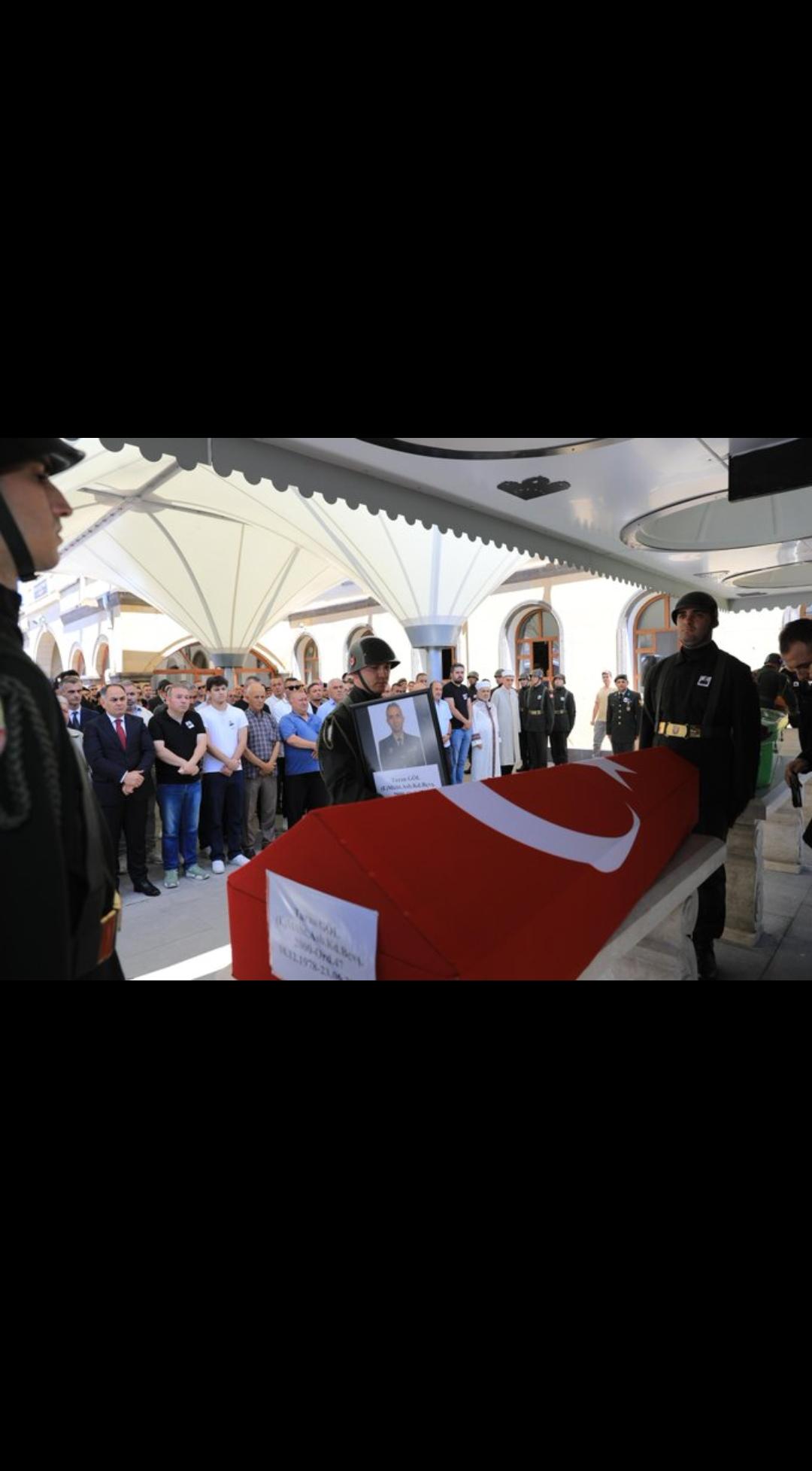 Patlamada hayatını kaybeden emekli astsubay Çankırı'da son yolculuğuna uğurlandı.