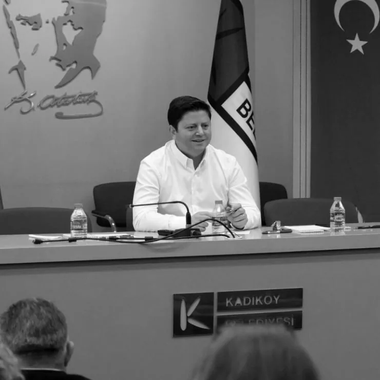 Kadıköy Belediye Başkanı Mesut Kösedağı YENİ Parti’ye Geçtiğini Açıkladı