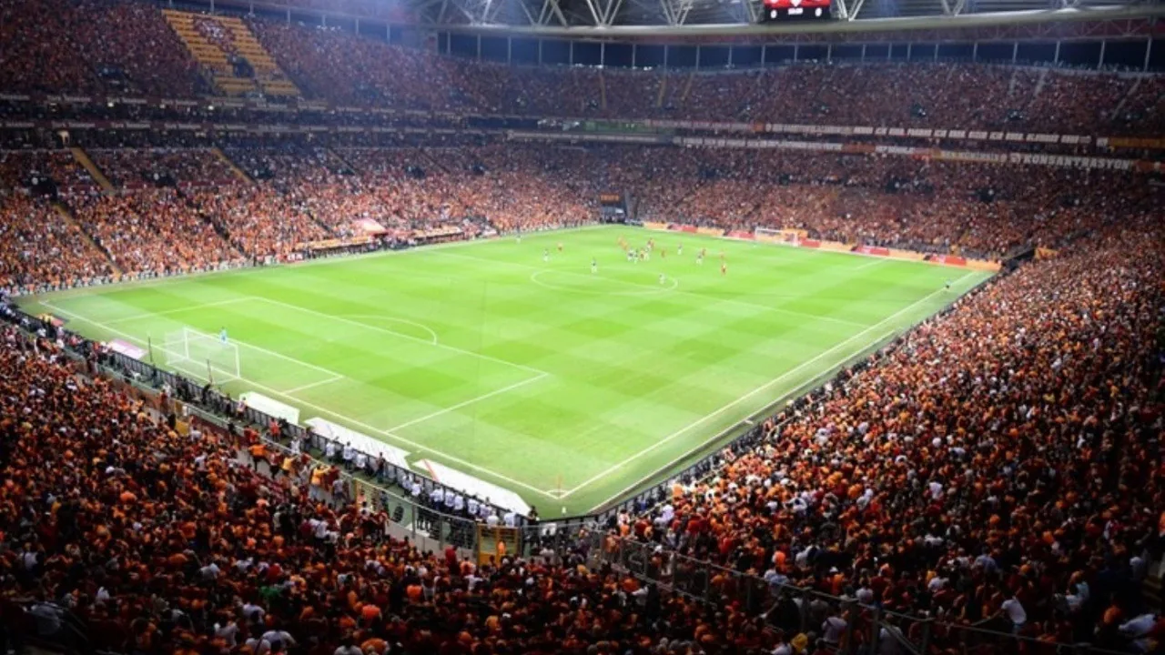 Galatasaray-Fenerbahçe Derbisi Biletleri Ne Zaman Satışa Çıkacak, Fiyatlar Kaç TL?